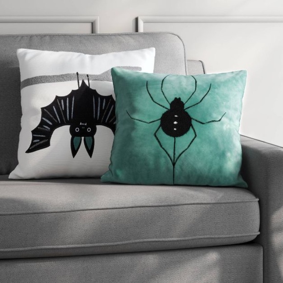 Halloween Reversible Velvet Spider Throw Pillow Turquoise Green - Hyde & EEK! - Picture 2 of 14